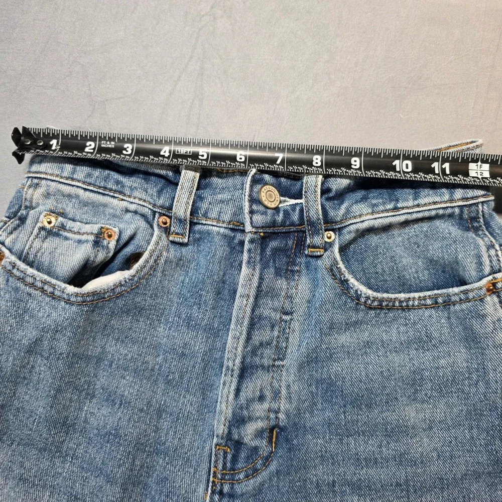 PacSun Womens Baggy High Waisted Distressed Raw Hem Denim Shorts Light Wash 24